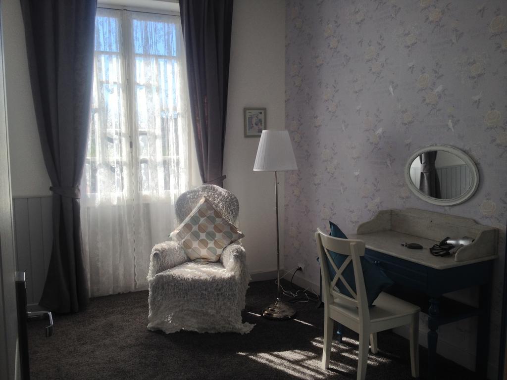 Hotel Le Petit Dragon Rouge Miers Pokój zdjęcie