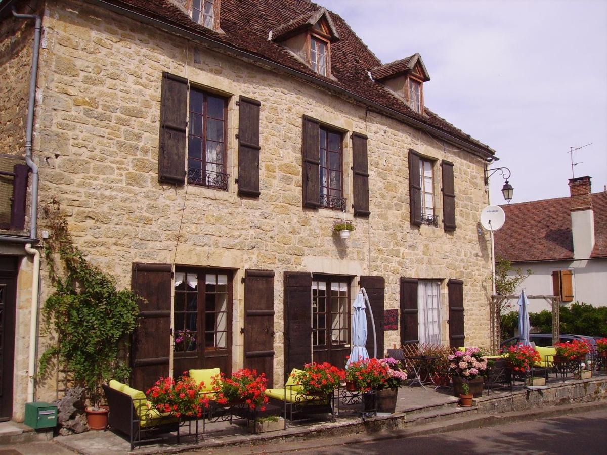 Hotel Le Petit Dragon Rouge Miers Zewnętrze zdjęcie